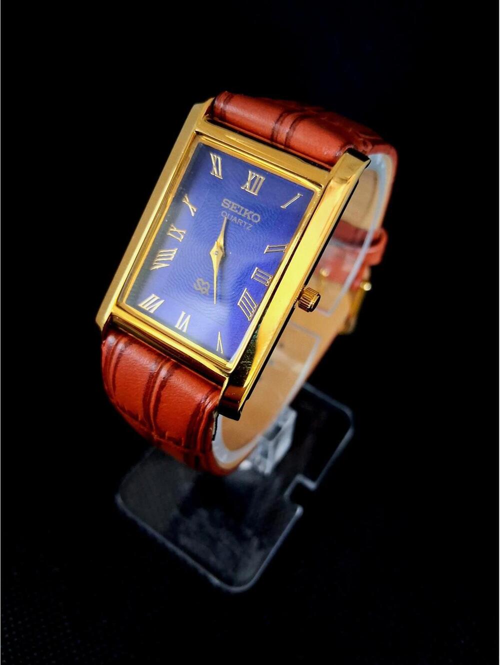 Men's Vintage Seiko Tank Leather Wrist Watch RARE